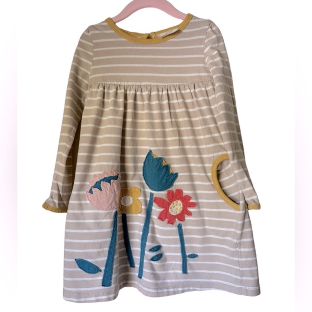🌺 Mini Boden Flower Appliqué Dress Size 4-5 Years